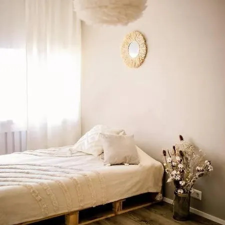 Vaikne Peatuspaik Linna Sudames Appartement