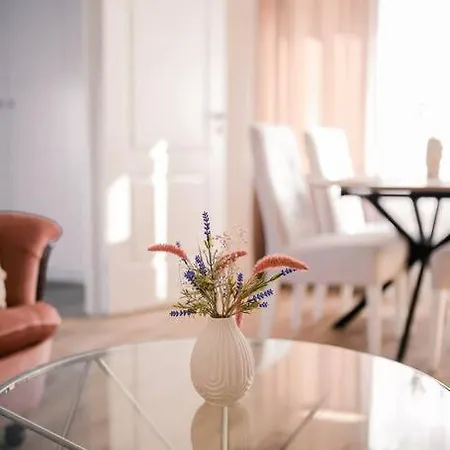 Appartement Vaikne Peatuspaik Linna Sudames